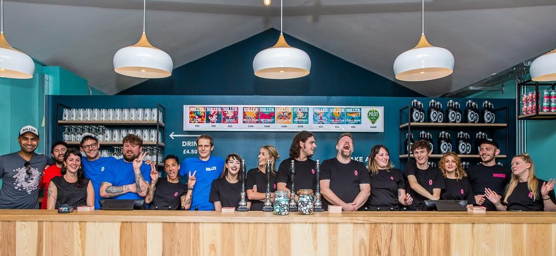 Staff. (Pub, Bar). Published on 15-11-2018