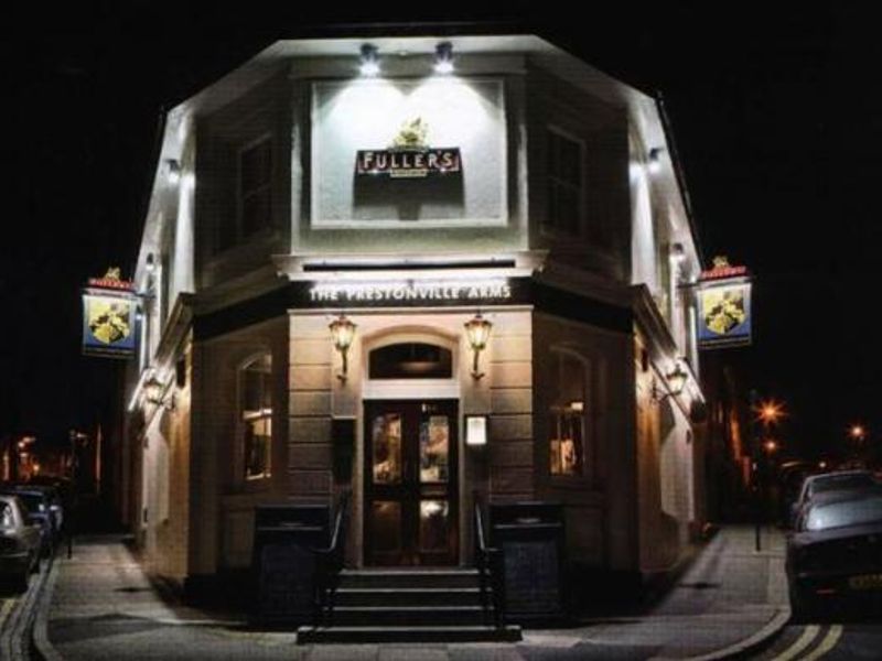 Prestonville at night. (Pub, External). Published on 07-06-2013