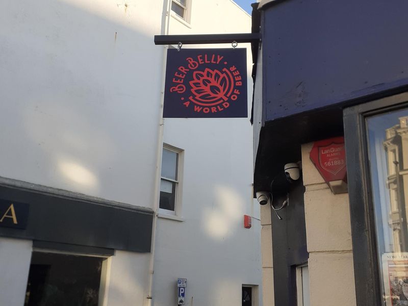 Inn sign. (Pub, Sign). Published on 27-12-2025 