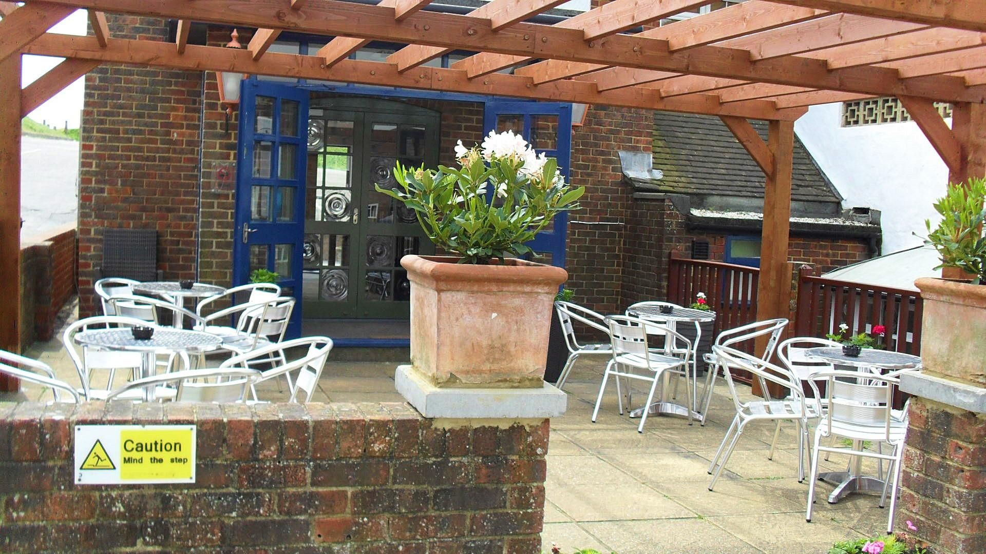 Outside seating area. (Pub, External). Published on 20-08-2017