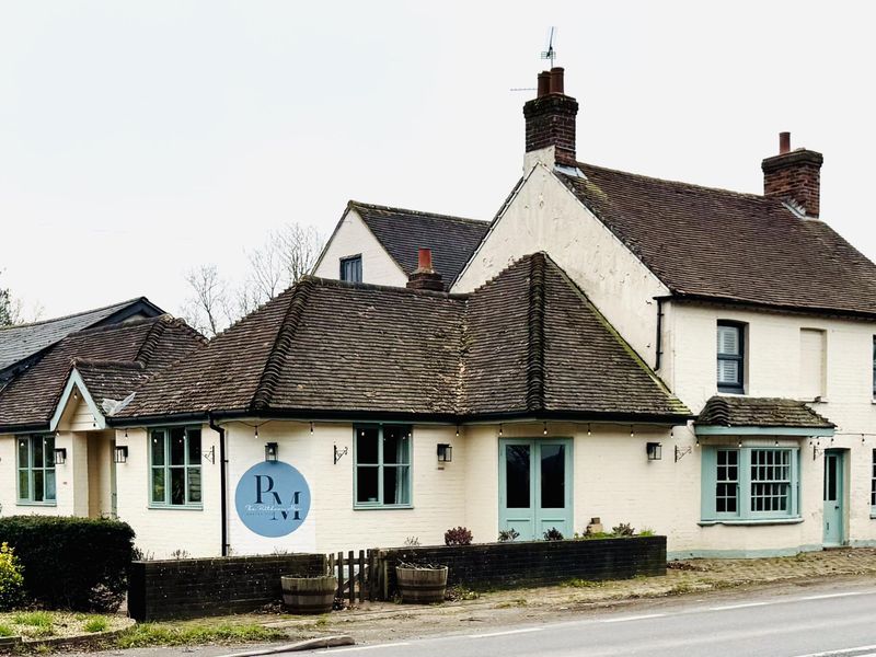 (Pub, External, Key). Published on 19-02-2025