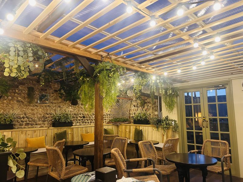 Garden. (Pub, Garden). Published on 14-05-2026 