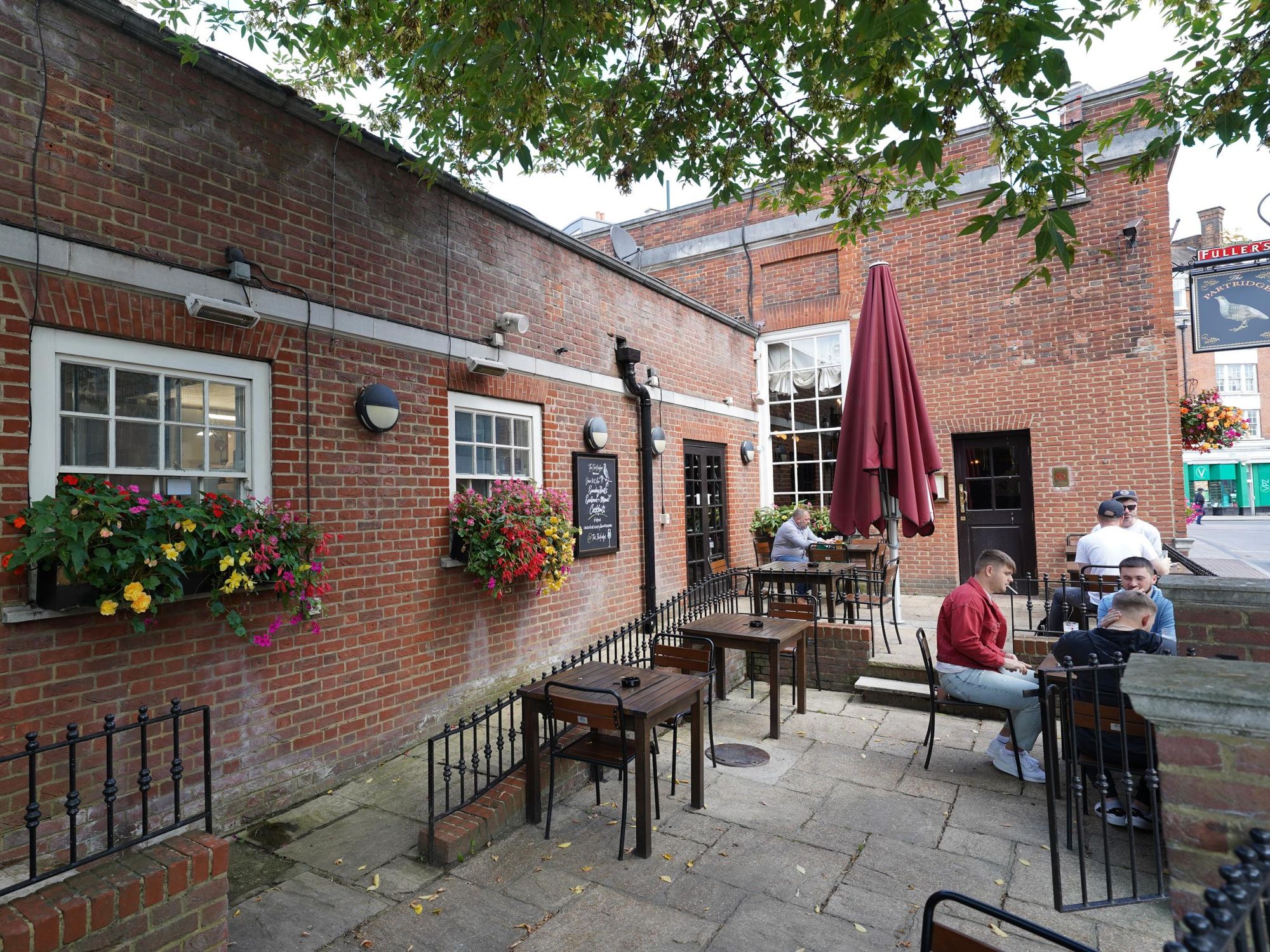 Photo taken 27 August 2023 garden. (Pub, Garden). Published on 27-08-2023