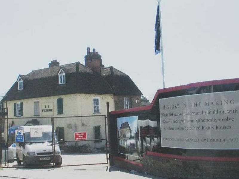 Photo taken 23 April 2013, shortly after closure. (Pub, External). Published on 22-08-2015 
