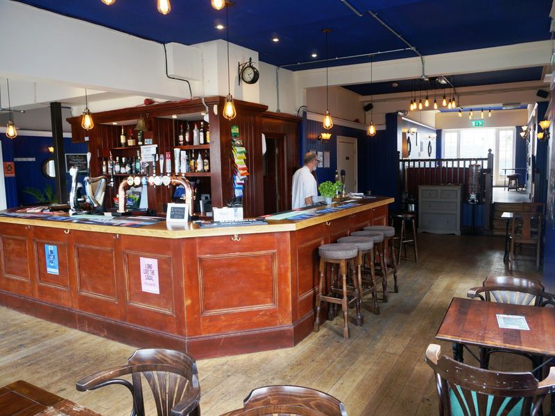 (Pub, Bar). Published on 19-07-2019 