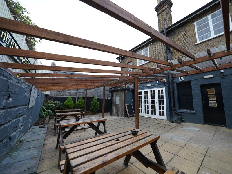 Photo taken 14 Nov 2024, patio.. (Garden). Published on 14-11-2024 