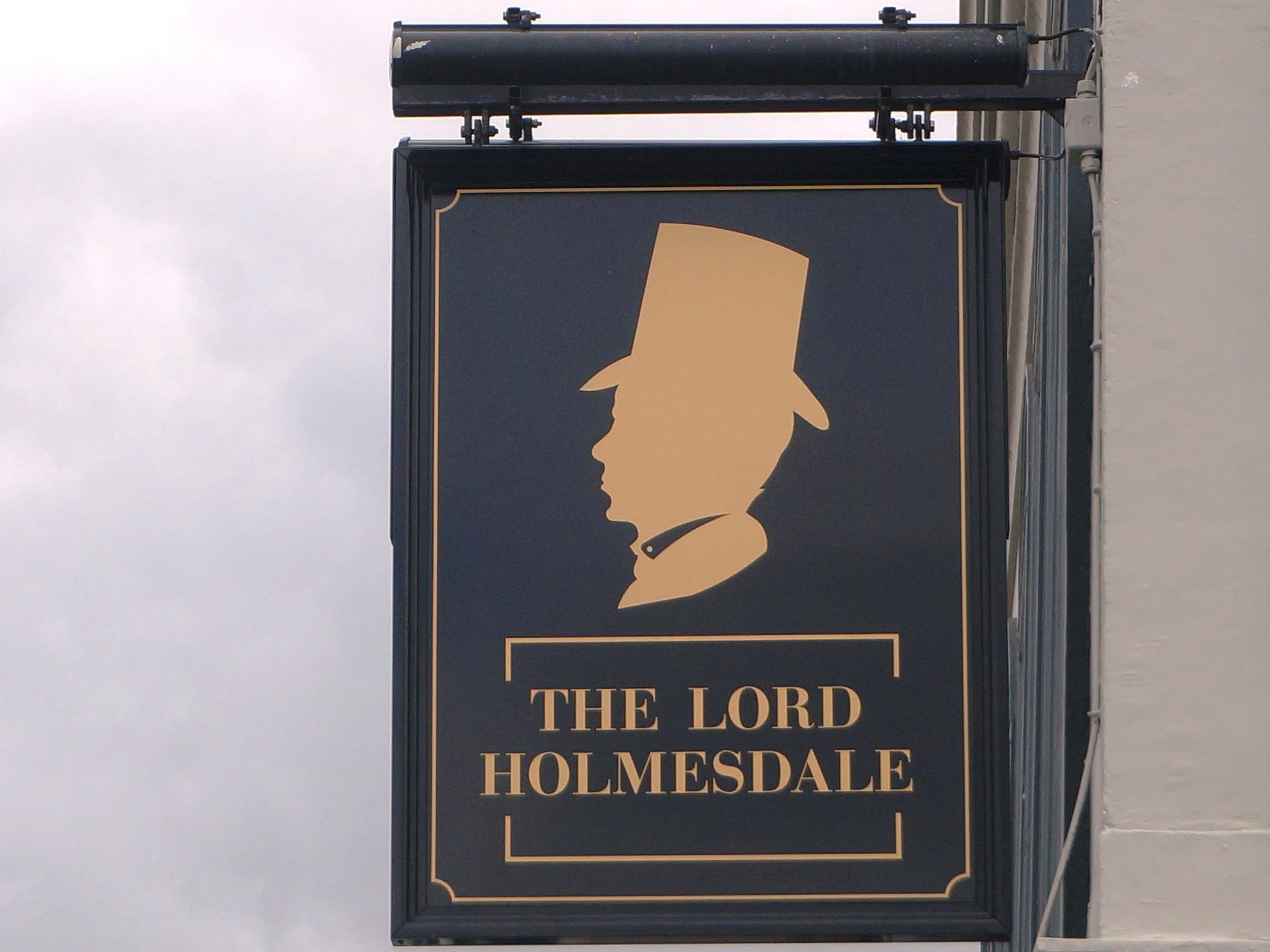 Photo taken 30 July 2018 pub sign.. (Pub, Sign). Published on 30-07-2018