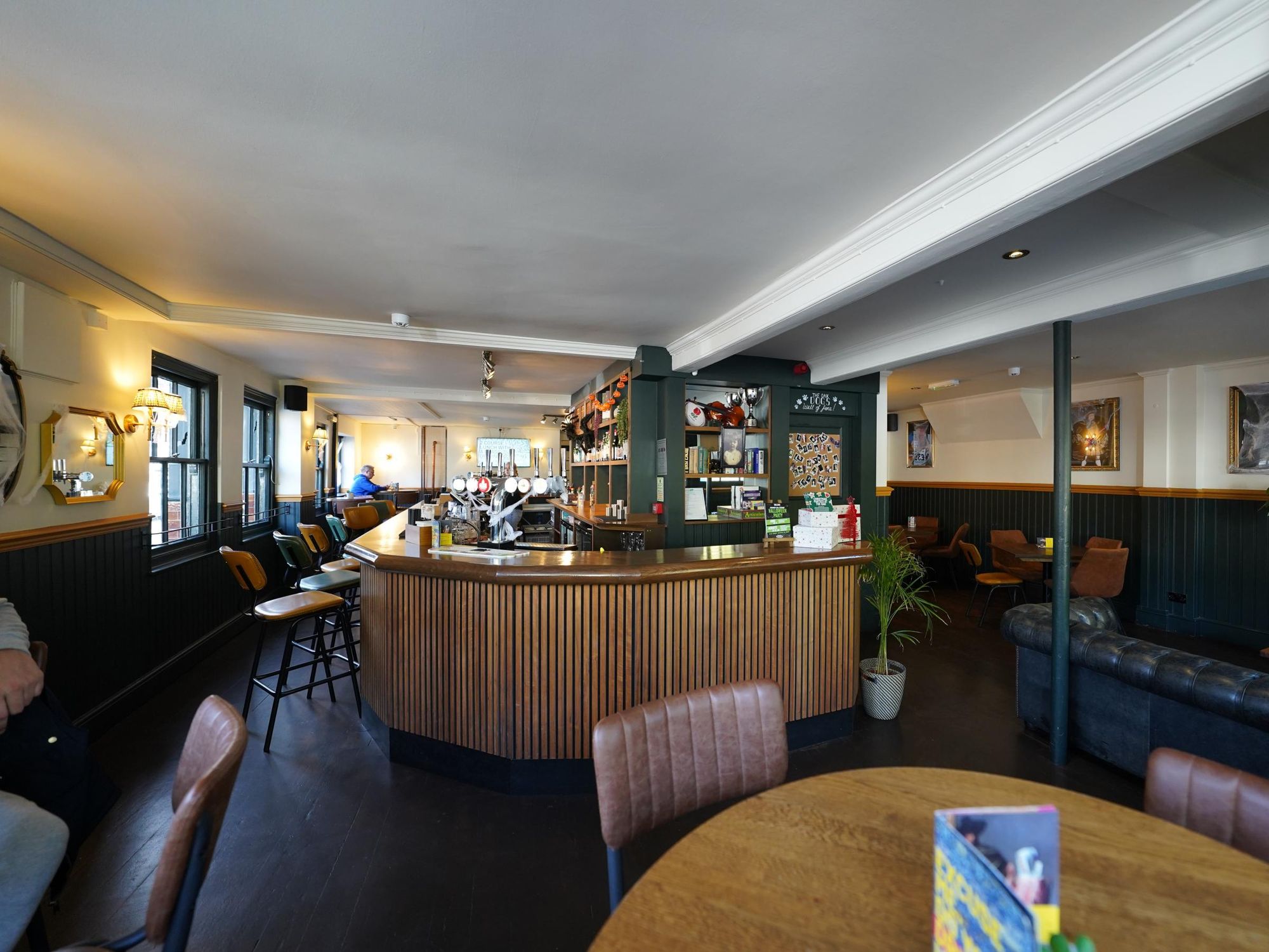 Photo taken 17 Oct 2023 interior. (Pub, Bar). Published on 17-10-2023