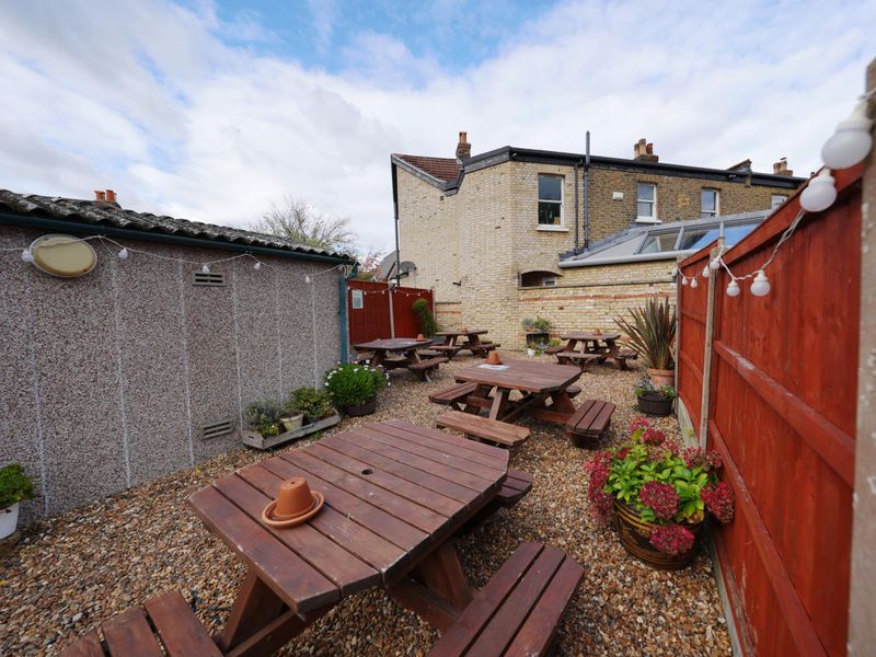22 October 2021. (Pub, Garden). Published on 24-10-2021 