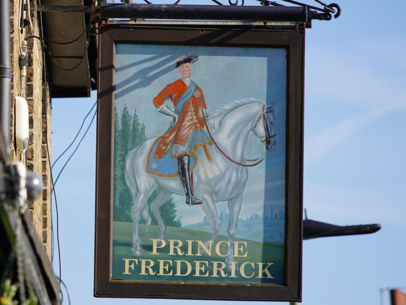 Photo taken 20 May 2025, pub sign.. (Sign). Published on 20-05-2025 