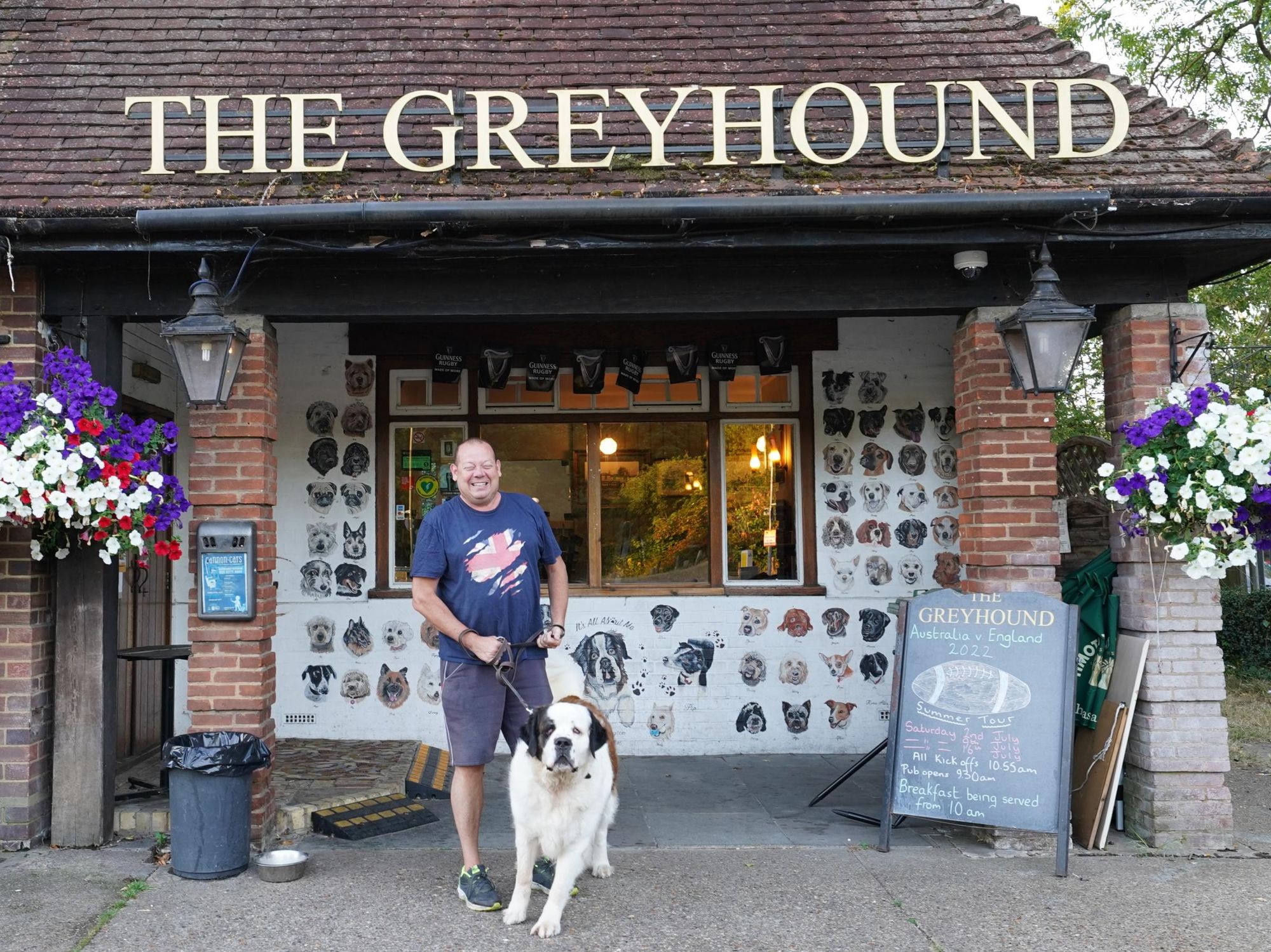 Photo taken 15 July 2022, publican and dog.. (Publican). Published on 15-07-2022
