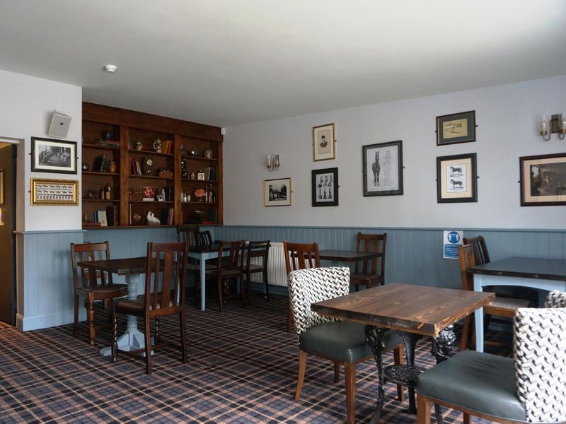 (Pub, Bar). Published on 01-09-2020 