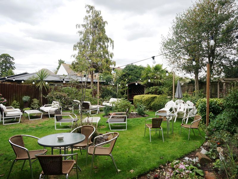 (Pub, Garden). Published on 01-09-2020 
