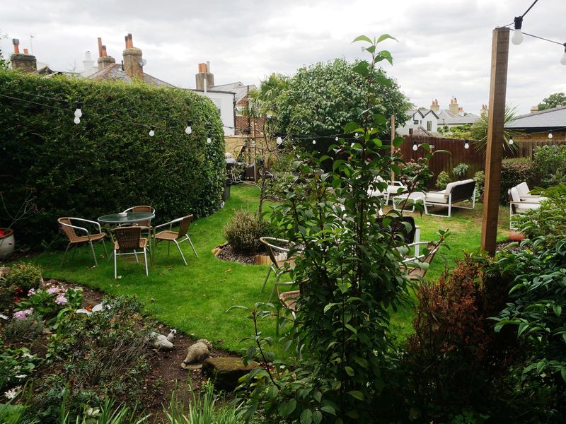 (Pub, Garden). Published on 01-09-2020 