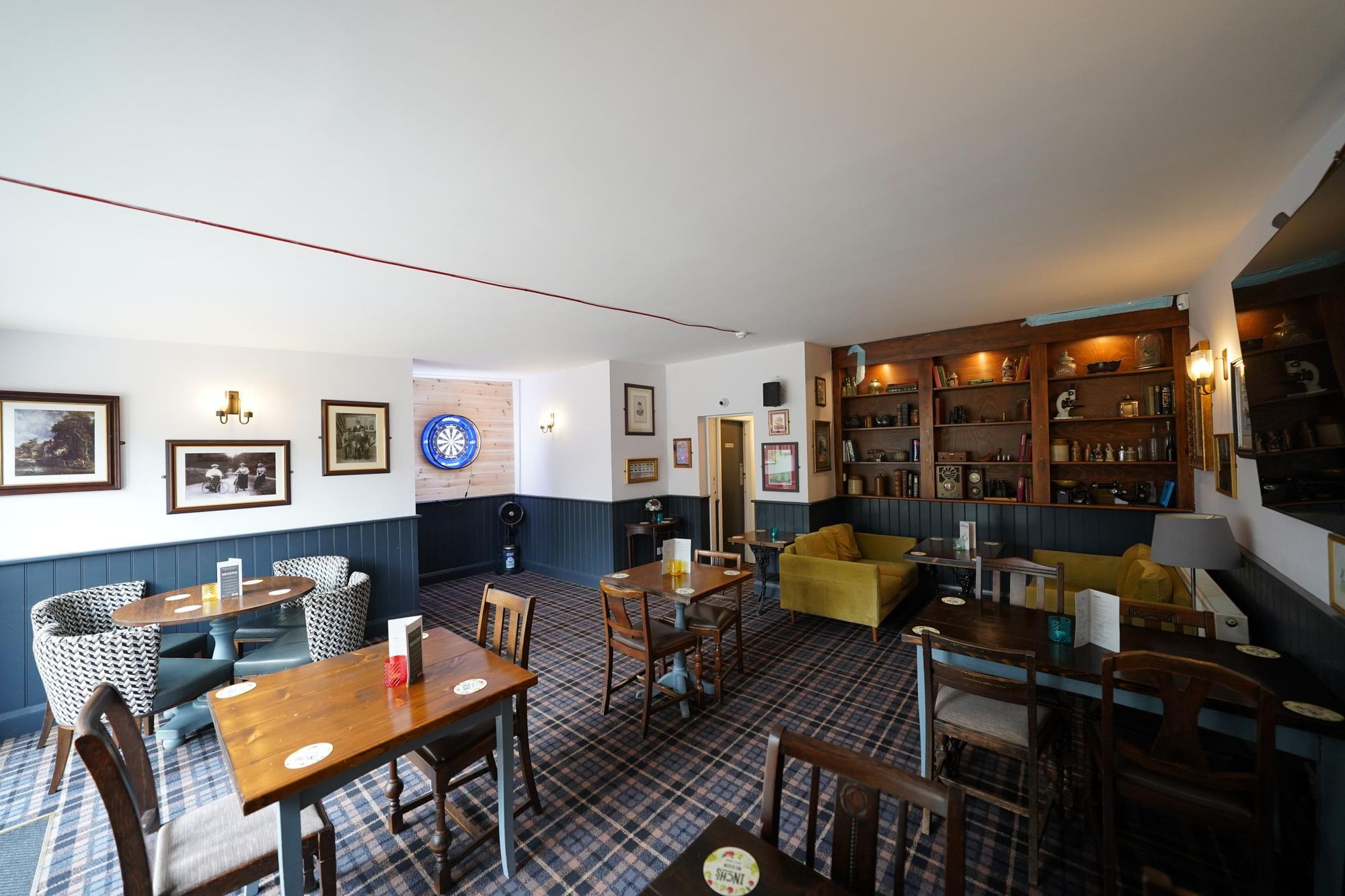 Photo taken 18 Sep 2025, conservatory.. (Pub). Published on 21-09-2025