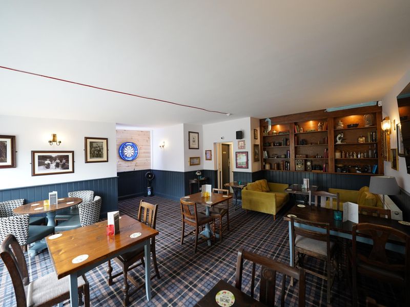 Photo taken 18 Sep 2025, conservatory.. (Pub). Published on 21-09-2025 