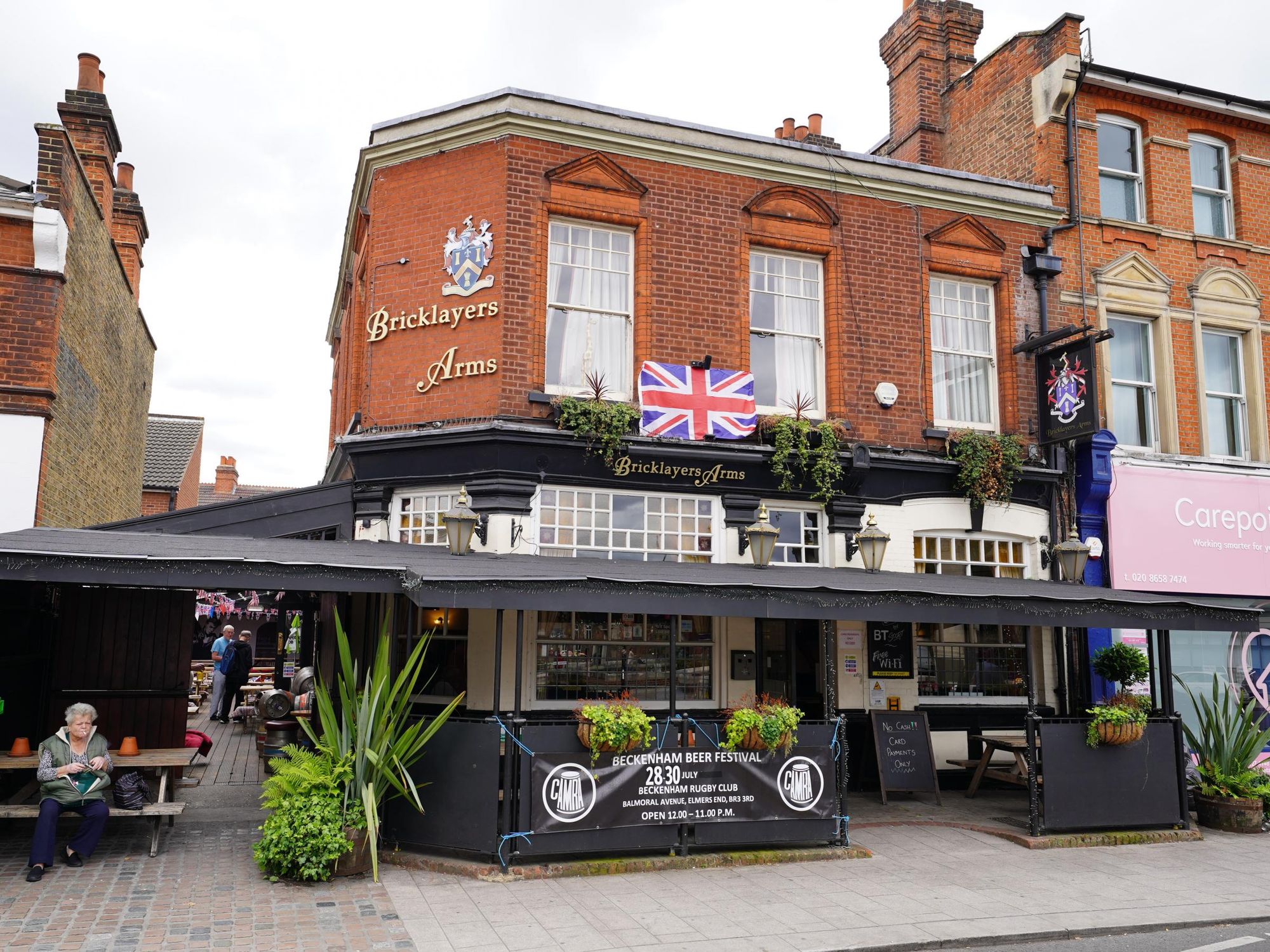 6 July 2022 external. (Pub, External, Key). Published on 09-07-2022