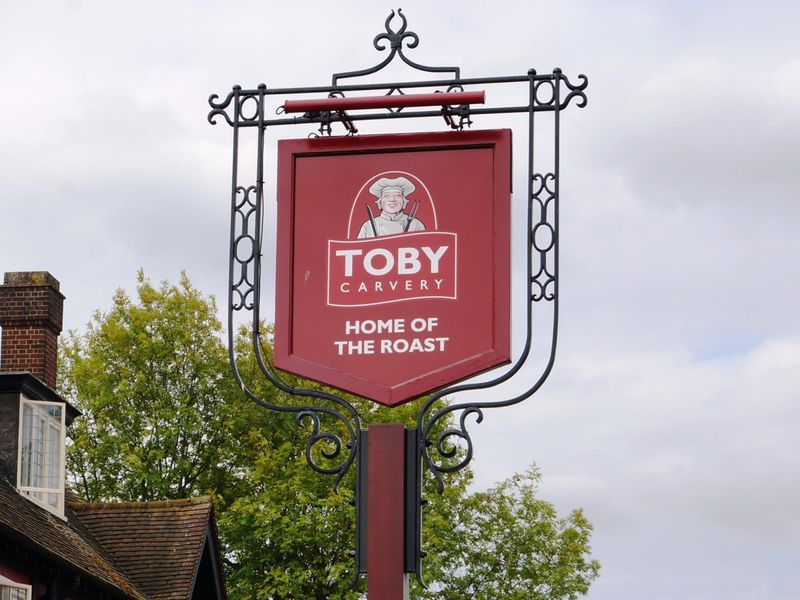 Photo taken 12 Aug 2015, pub sign.. (Pub, Sign). Published on 08-12-2023