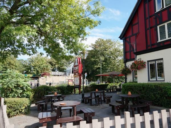 Photo taken 12 Sep 2016, garden.. (Pub, Garden). Published on 12-09-2016