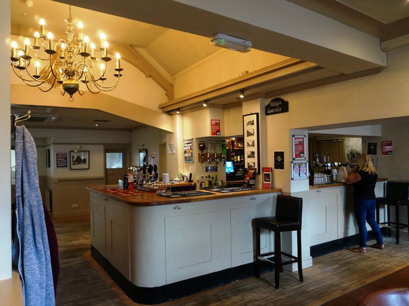 (Pub, Bar). Published on 13-08-2018 
