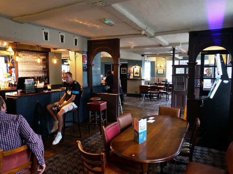 (Pub, Bar). Published on 13-08-2018 