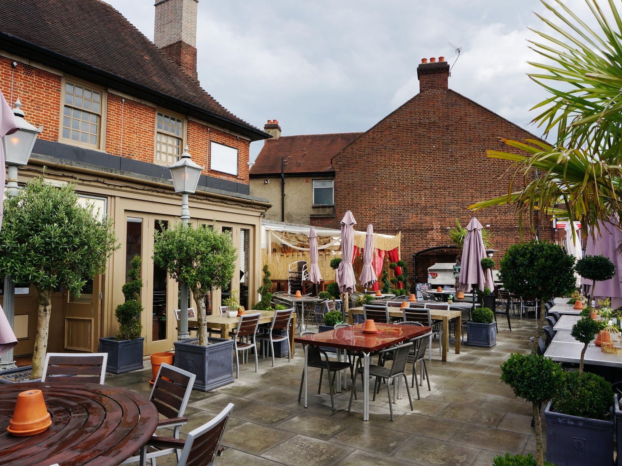 Still a pub taken 13 August 2018. (Pub, Garden). Published on 28-09-2019
