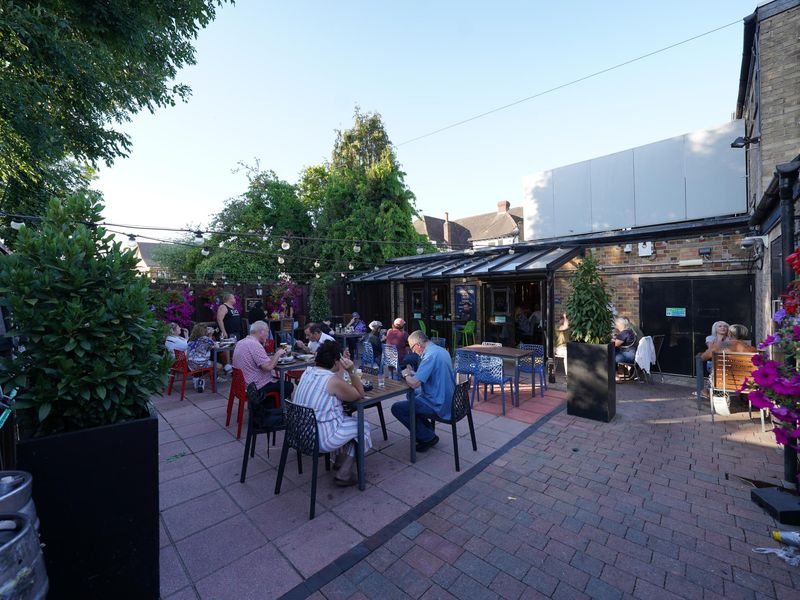 Photo taken 5 Aug 2026, patio.. (Garden). Published on 06-08-2026