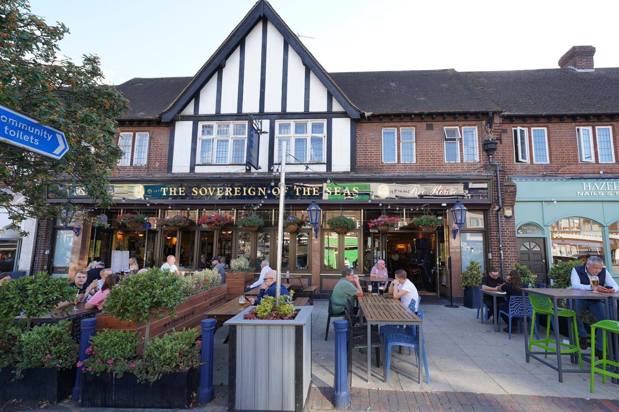 Photo taken 5 Aug 2026, exterior and patio.. (External, Garden, Key). Published on 06-08-2026
