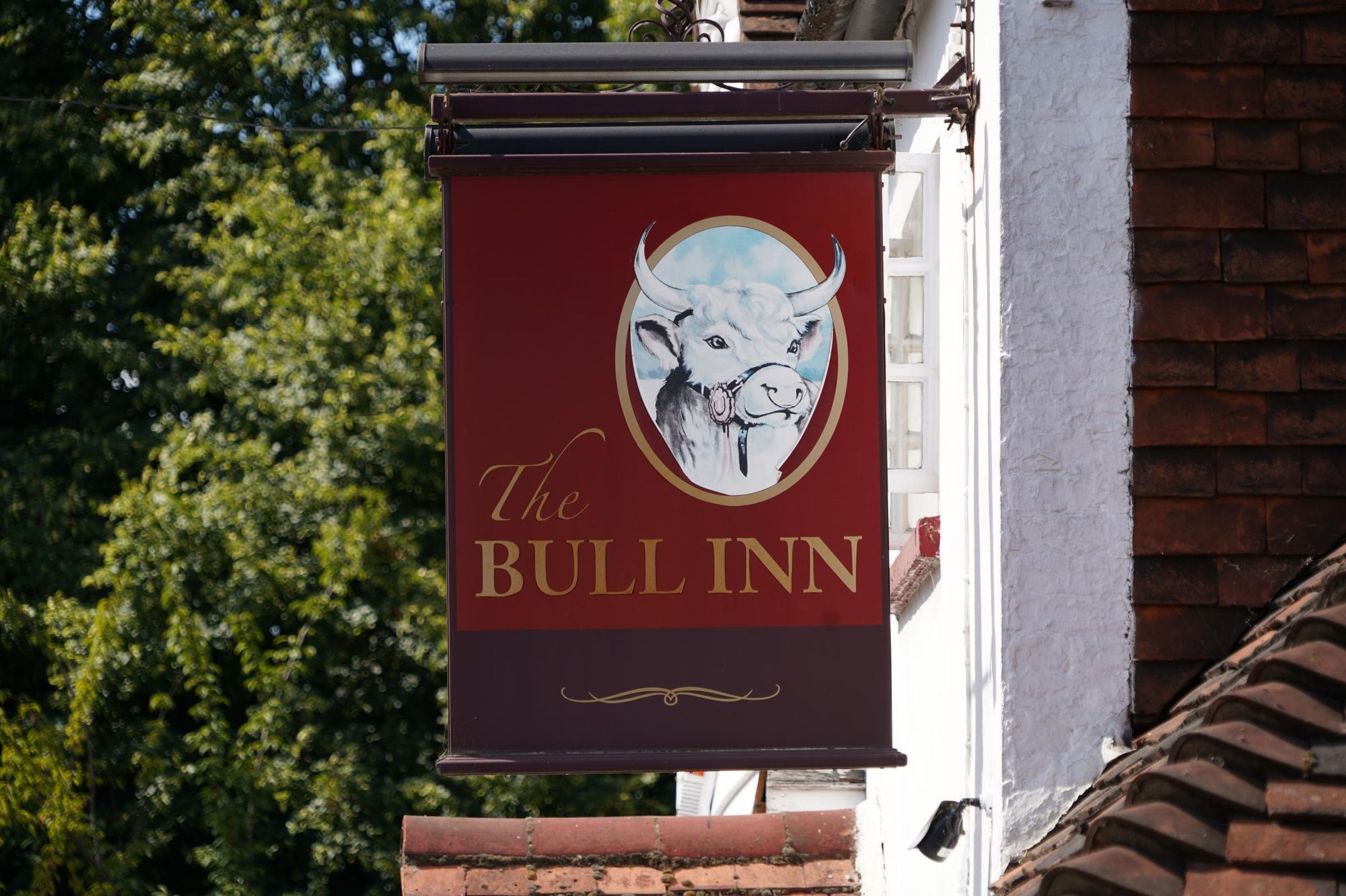 Photo taken 1 August 2026, pub sign.. (Sign). Published on 01-08-2026