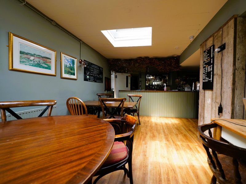 Cricketers, Orpington, interior 2. (Pub, Bar). Published on 29-06-2022