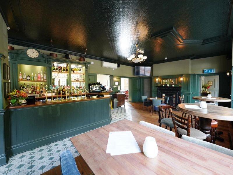 25 October 2021. (Pub, Bar). Published on 27-10-2021 