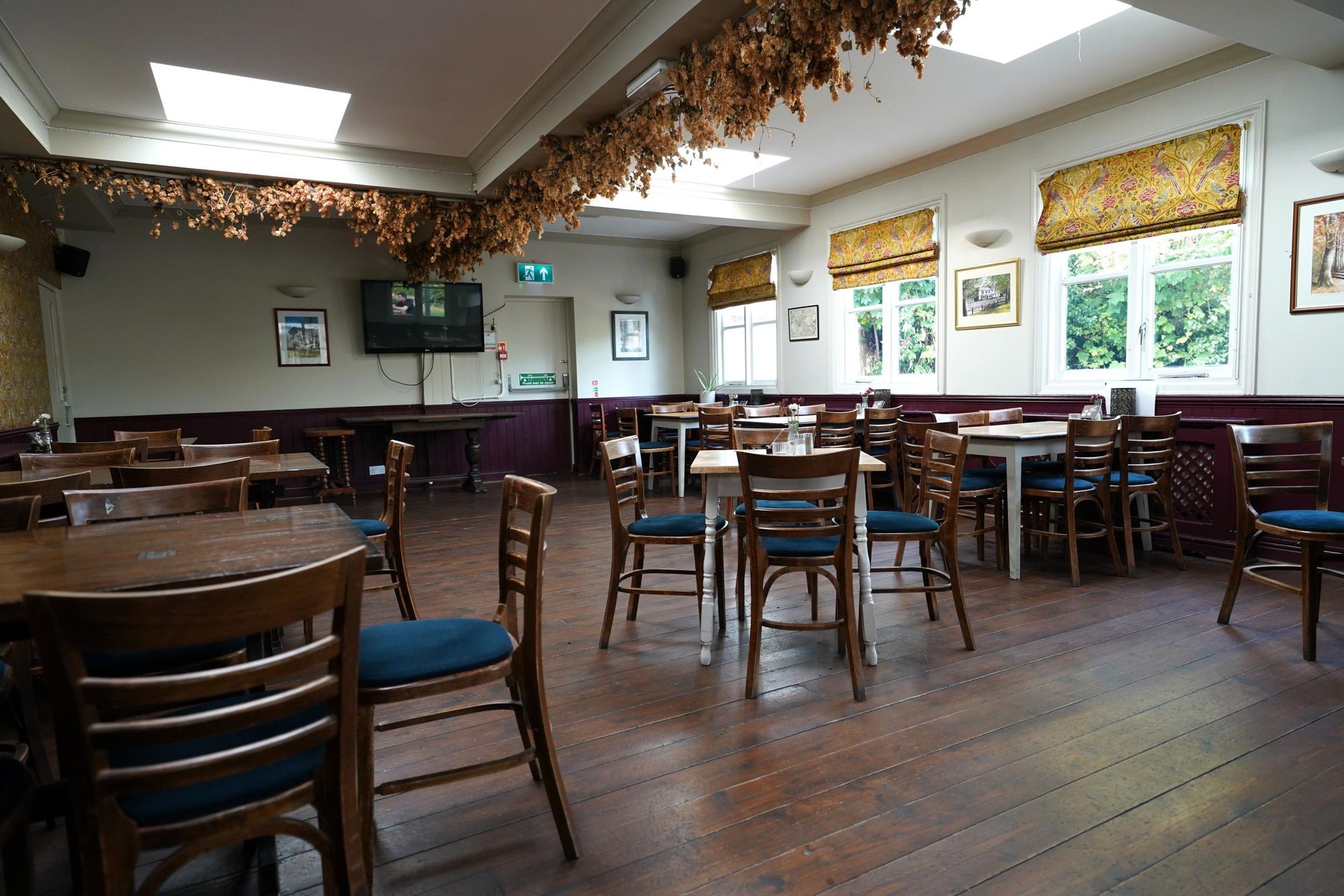 Photo taken 26 Sep 2026, interior. (Pub, Bar). Published on 27-09-2026