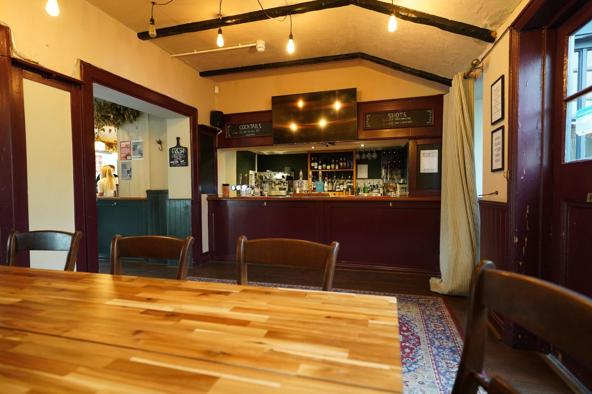 Photo taken 26 Sep 2026, interior. (Pub, Bar). Published on 27-09-2026