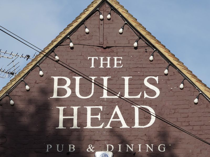 Photo taken 08 September 2022, external wall sign.. (Pub, Sign). Published on 08-09-2022