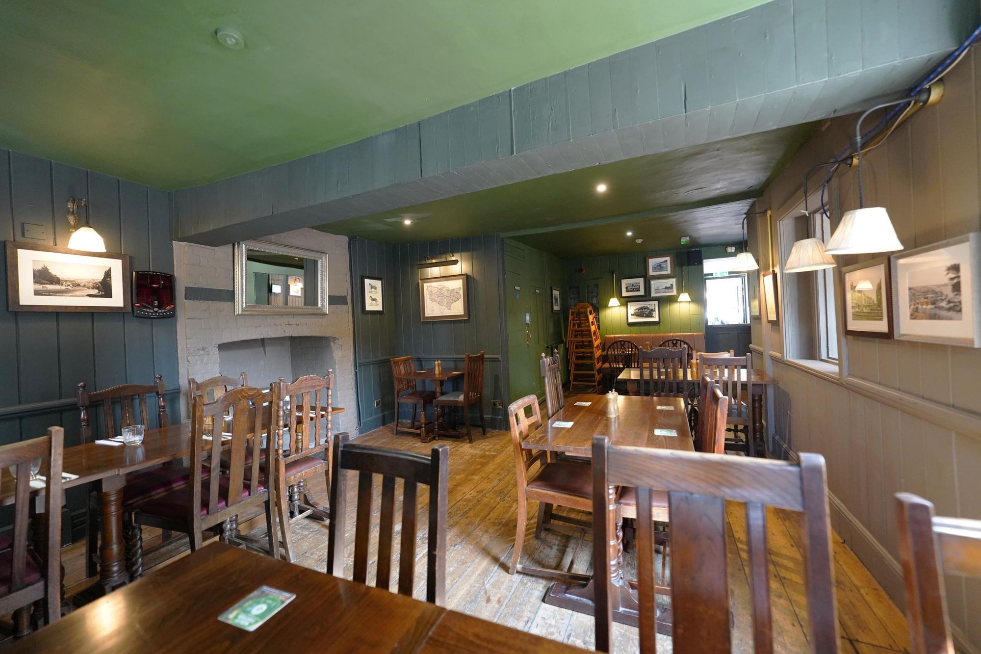 Photo taken 18 Jul 2026, lounge.. (Pub, Garden). Published on 19-07-2026