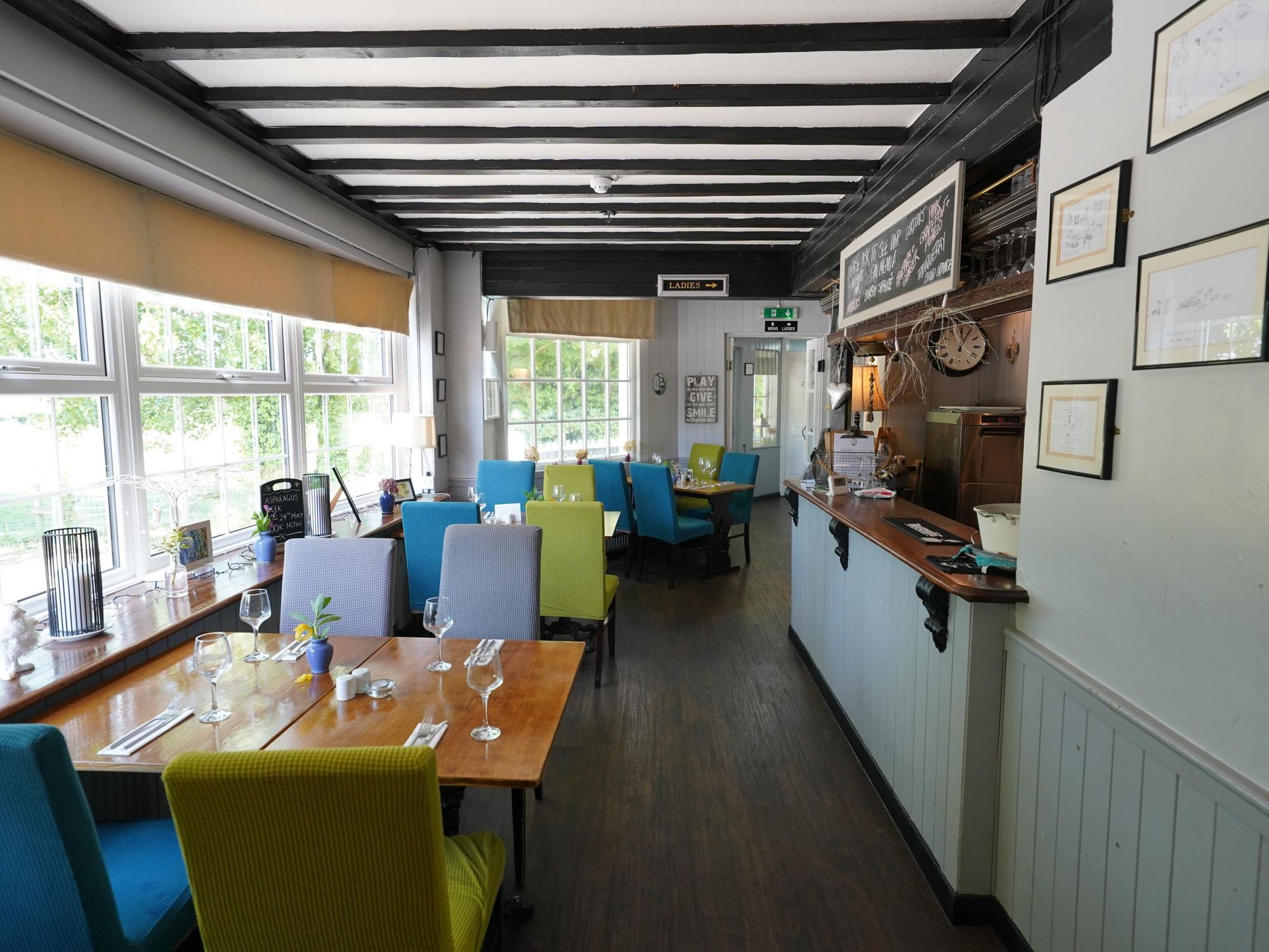 Photo taken 17 May 2025, restaurant.. (Pub, Restaurant). Published on 18-05-2025