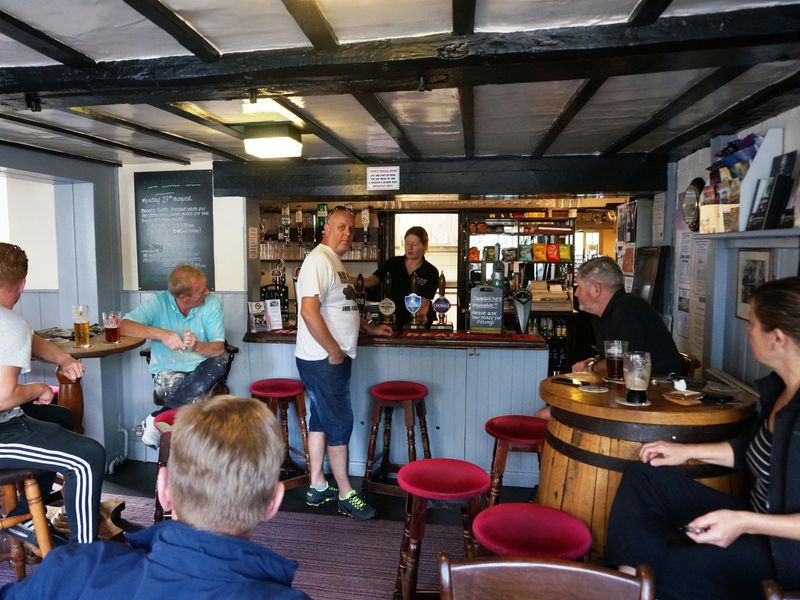 (Pub, Bar). Published on 16-08-2018 