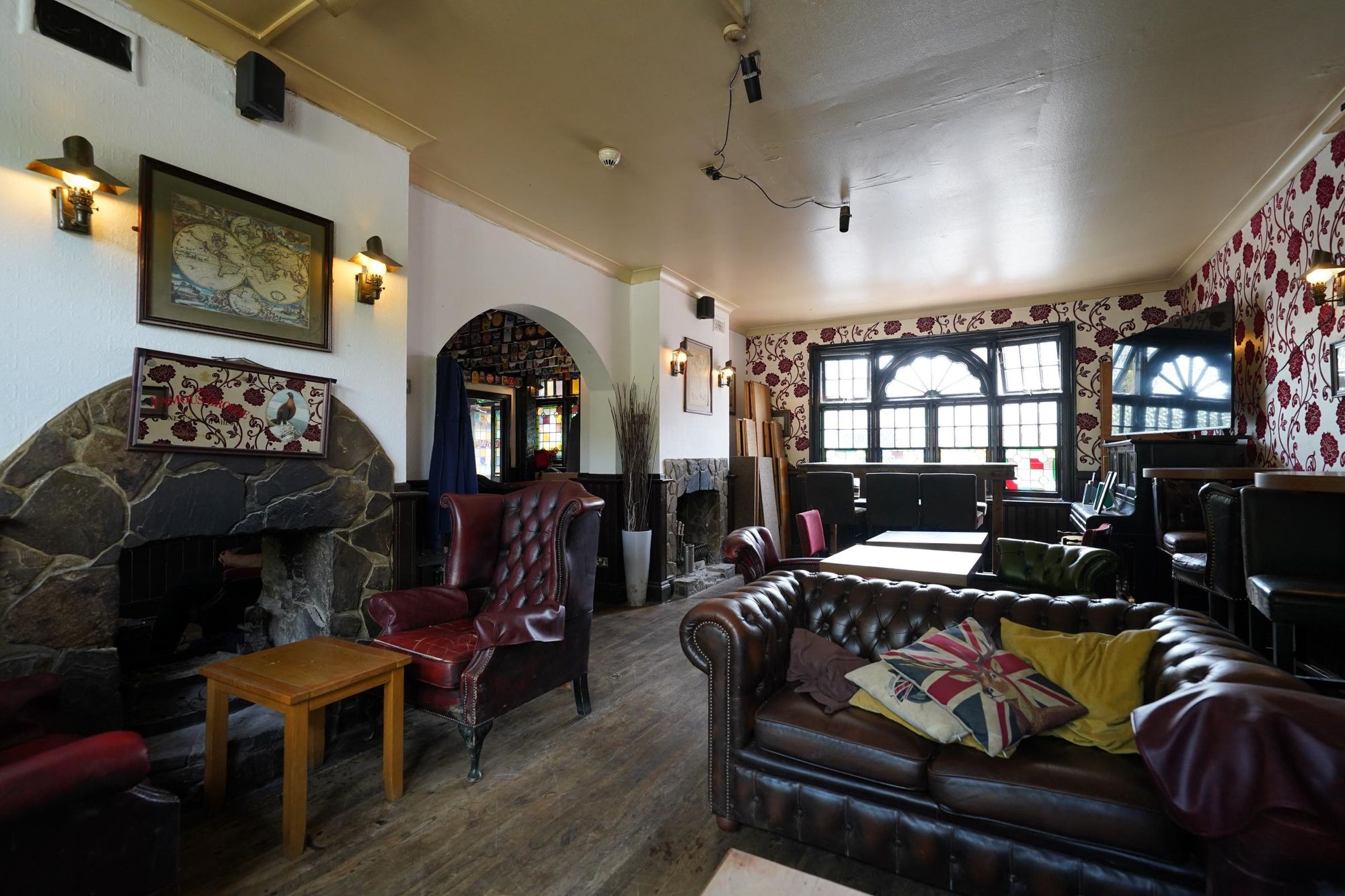 Photo taken 24 July 2026, lounge.. (Bar). Published on 26-07-2026