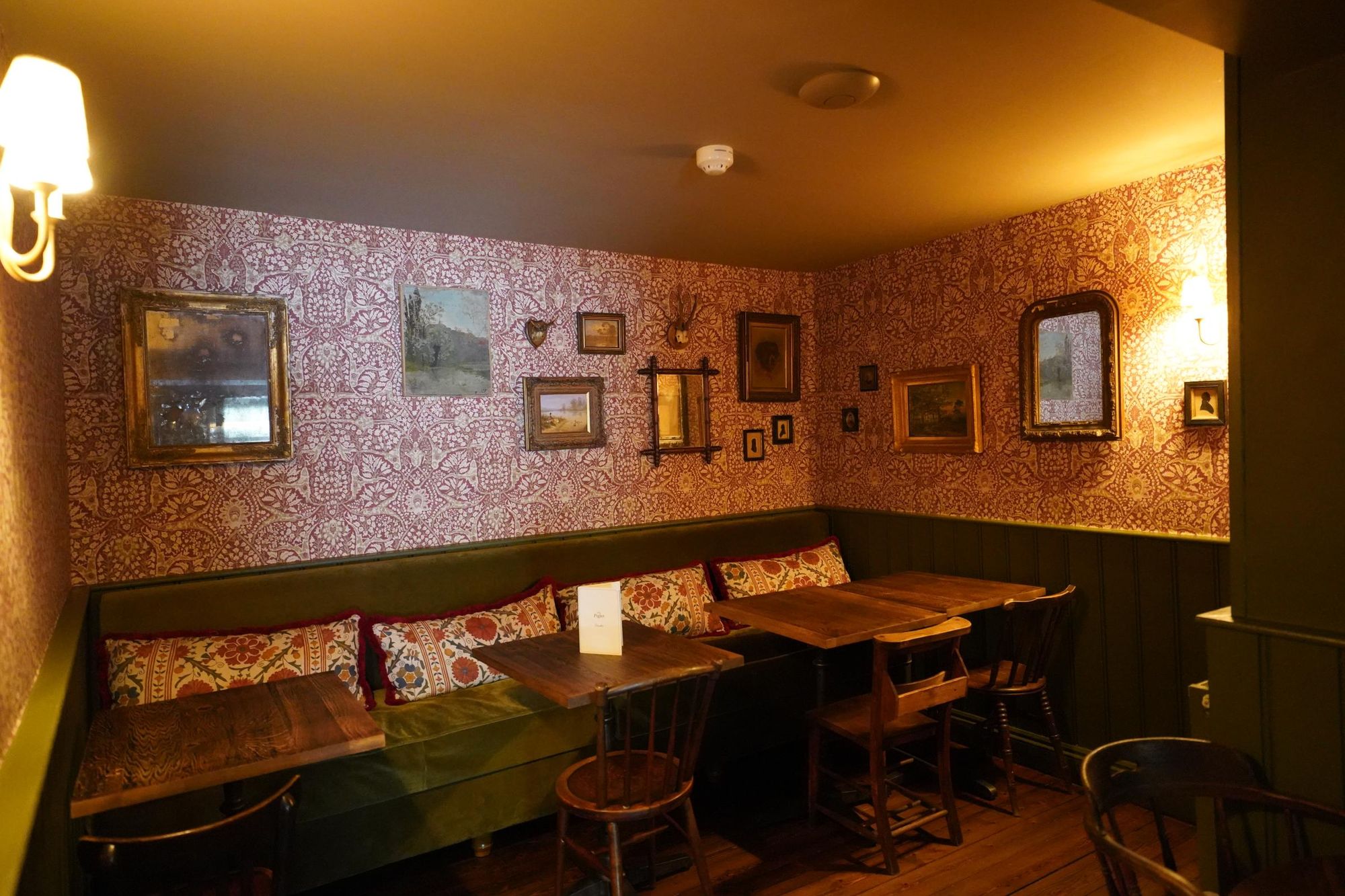 Photo taken 16 July 2026, lounge.. (Bar). Published on 17-07-2026
