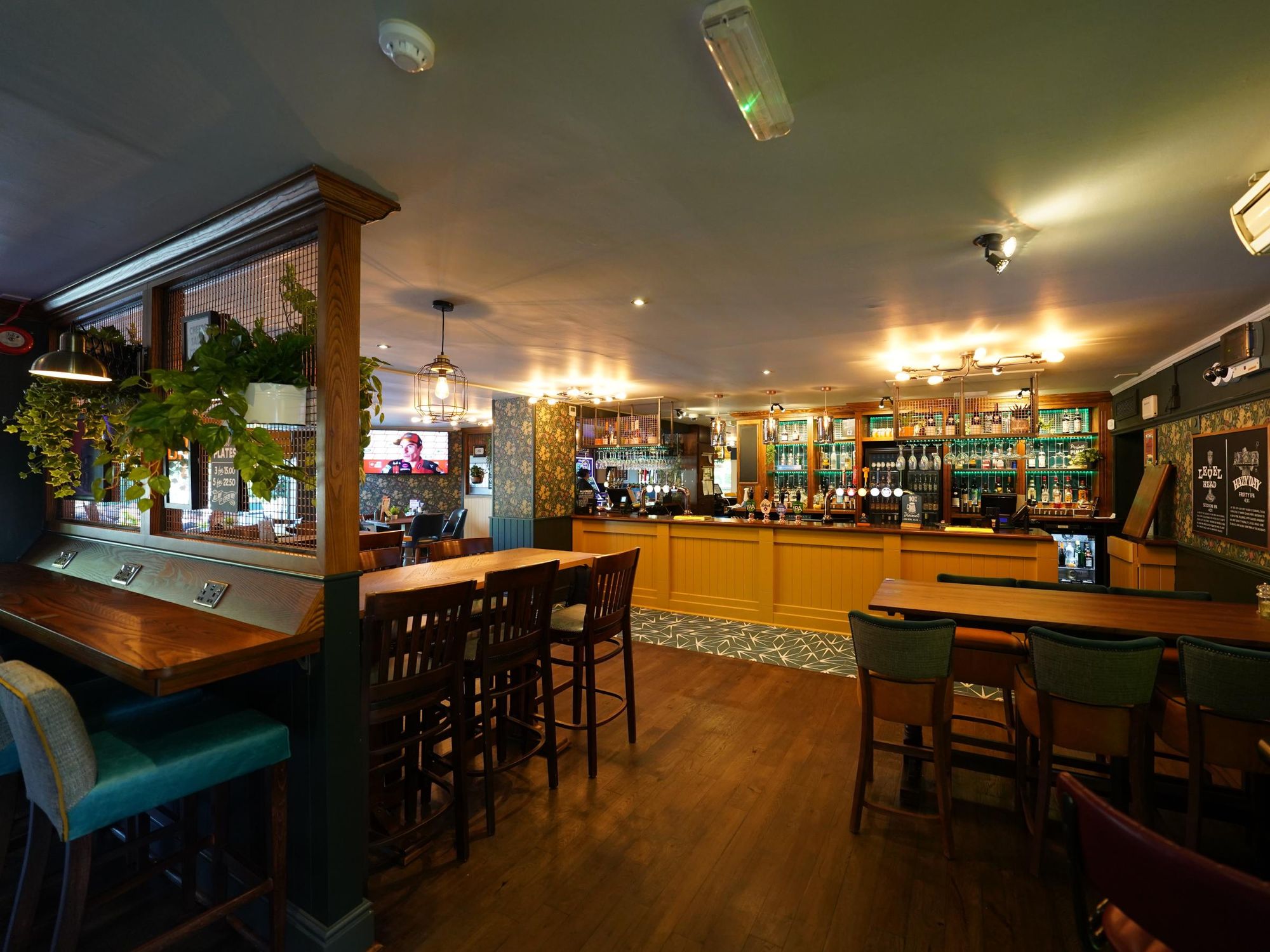 Photo taken 28 Apr 2025, interior 6.. (Pub, Bar). Published on 28-04-2025