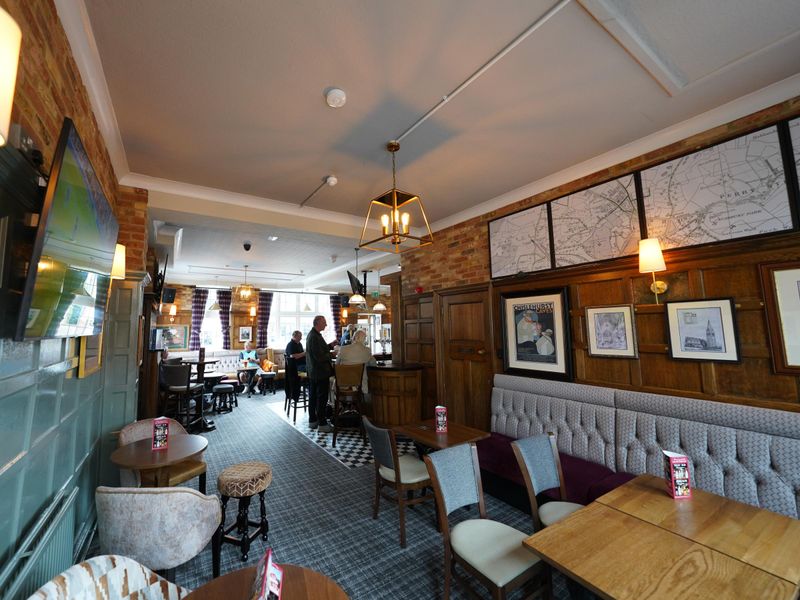 28 July 2023 interior. (Bar). Published on 29-07-2023 