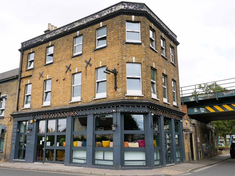 Photo taken 5 July 2022, external.. (Pub, External, Key). Published on 04-12-2023