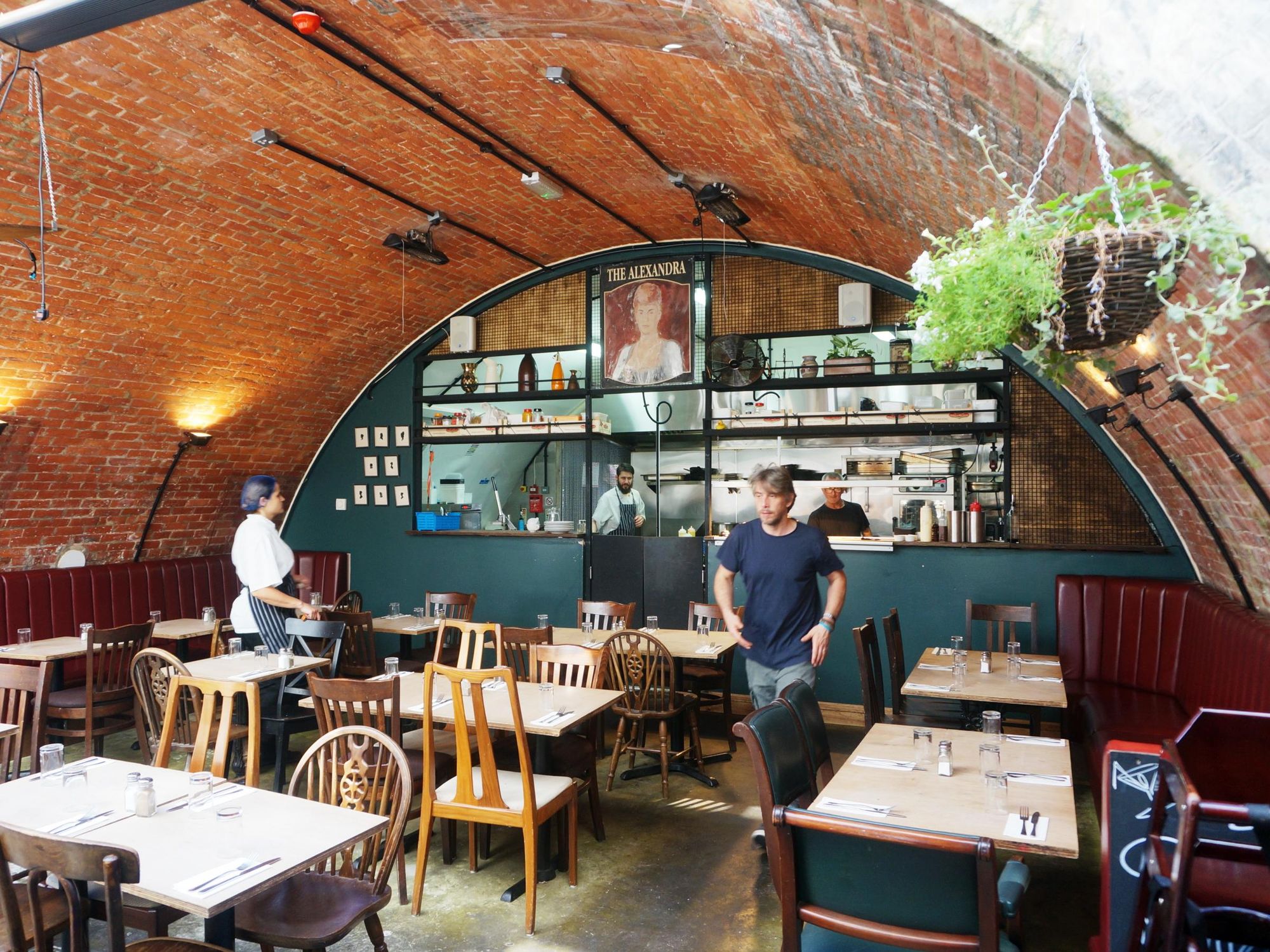 Photo taken 5 Aug 2018, restaurant, in railway arch.. (Pub, Bar). Published on 05-08-2018