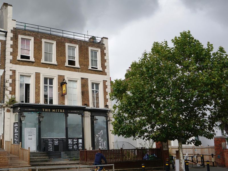 28 August 2020 closed pub exterior. (Pub, External). Published on 06-07-2022