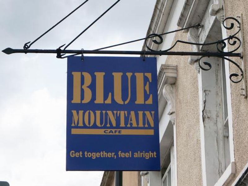 Date taken 15 August 2015. Blue Mountain sign.. (Sign). Published on 22-08-2015