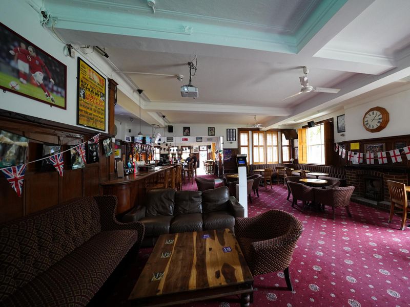 7 July 2022 interior. (Pub, Bar). Published on 12-07-2022 