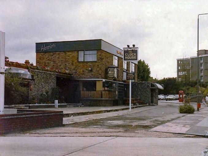 Photo taken 1986, pub still open. (Pub, External, Key). Published on 17-06-2021