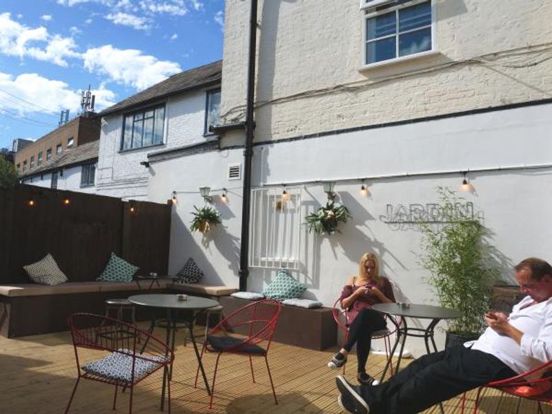 Photo taken 7 September 2016. Havet rear patio.. (Bar, Garden). Published on 12-09-2016
