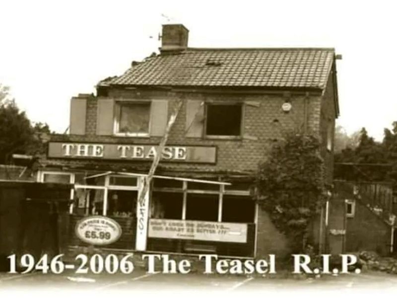 Pub in the course of being demolished. (Pub, External, Key). Published on 22-08-2021