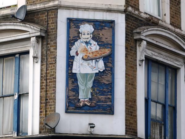 Taken 7 September 2015. Pizza Mania.; wall sign. (Sign). Published on 05-10-2015